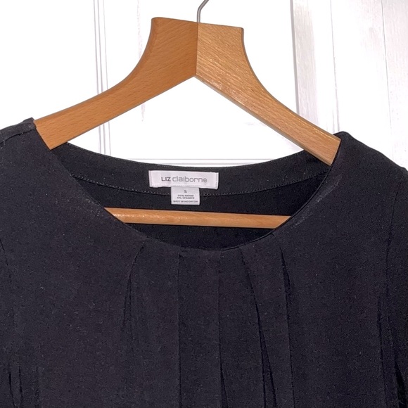 Liz Claiborne black jersey top, size S - Picture 3 of 3